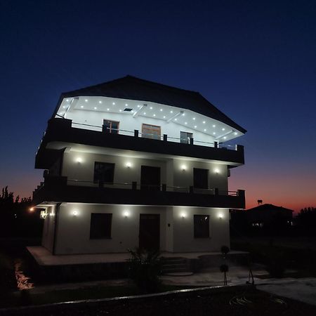 Rinas Caca Hotel מראה חיצוני תמונה
