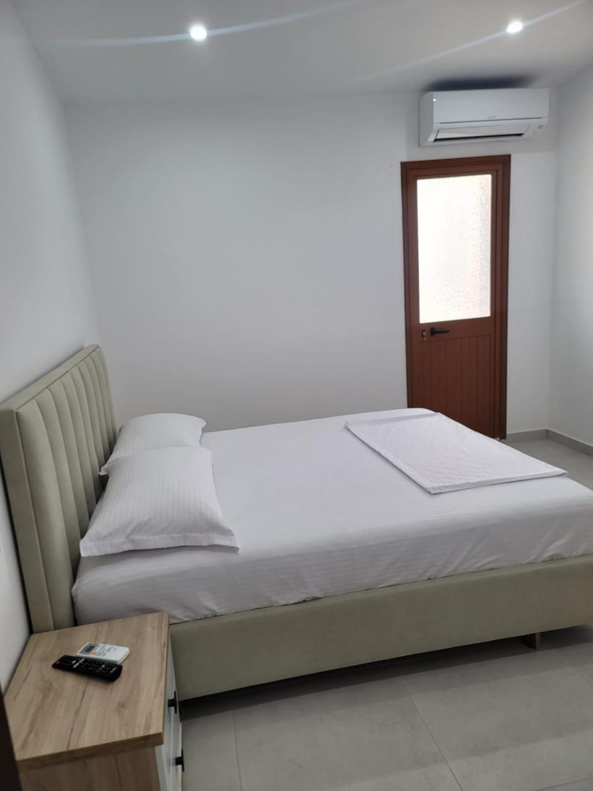 Rinas Caca Hotel מראה חיצוני תמונה